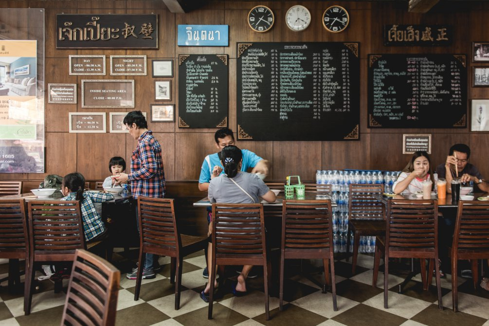 อาหารและร้านอาหารที่ควรลองในหัวหิน